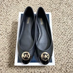 BRAND NEW MICHAEL Michael Kors flat shoes ❤️❤️❤️